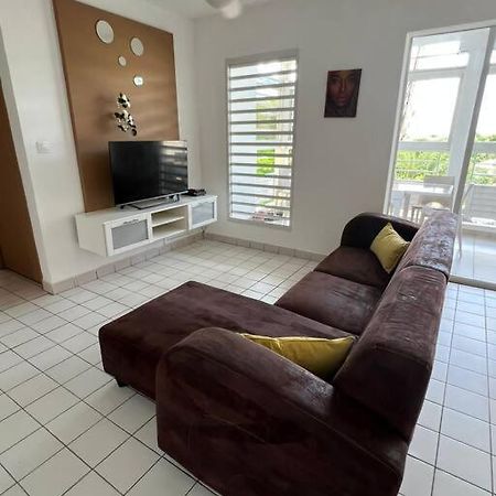 Appartement F4 Petit Bourg Экстерьер фото