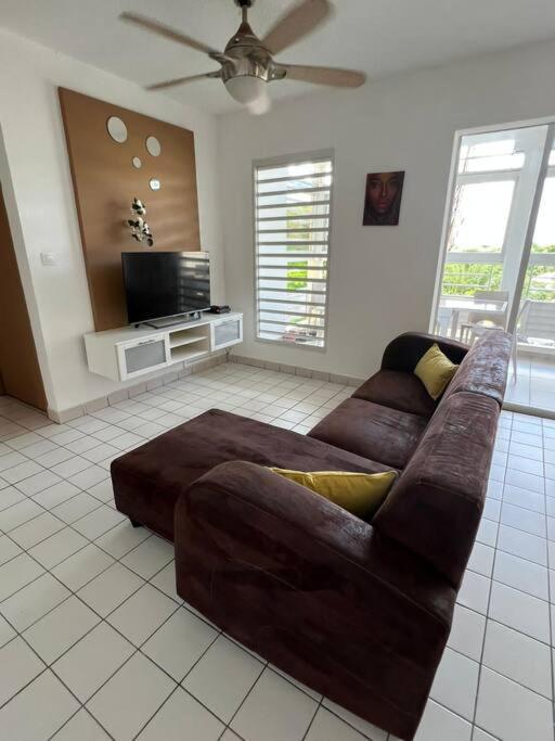 Appartement F4 Petit Bourg Экстерьер фото