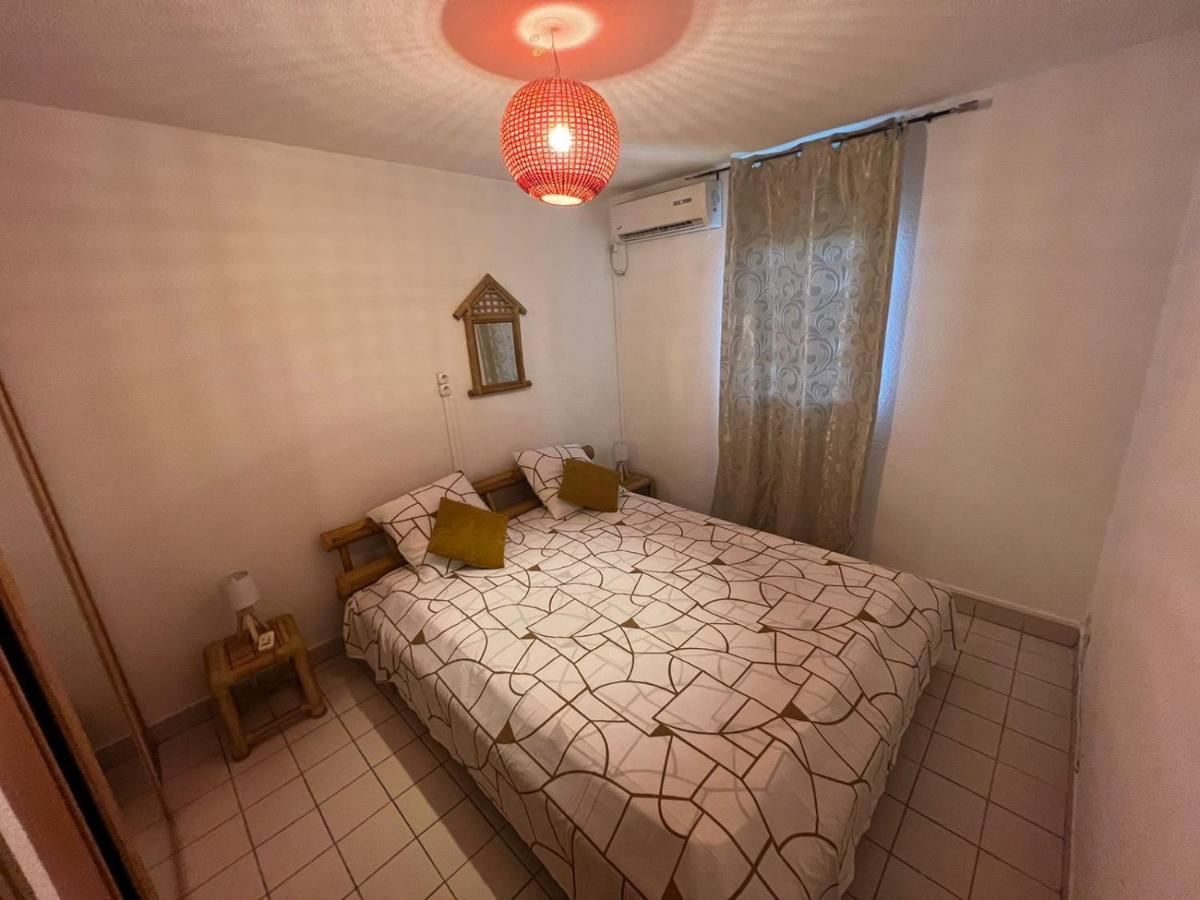 Appartement F4 Petit Bourg Экстерьер фото